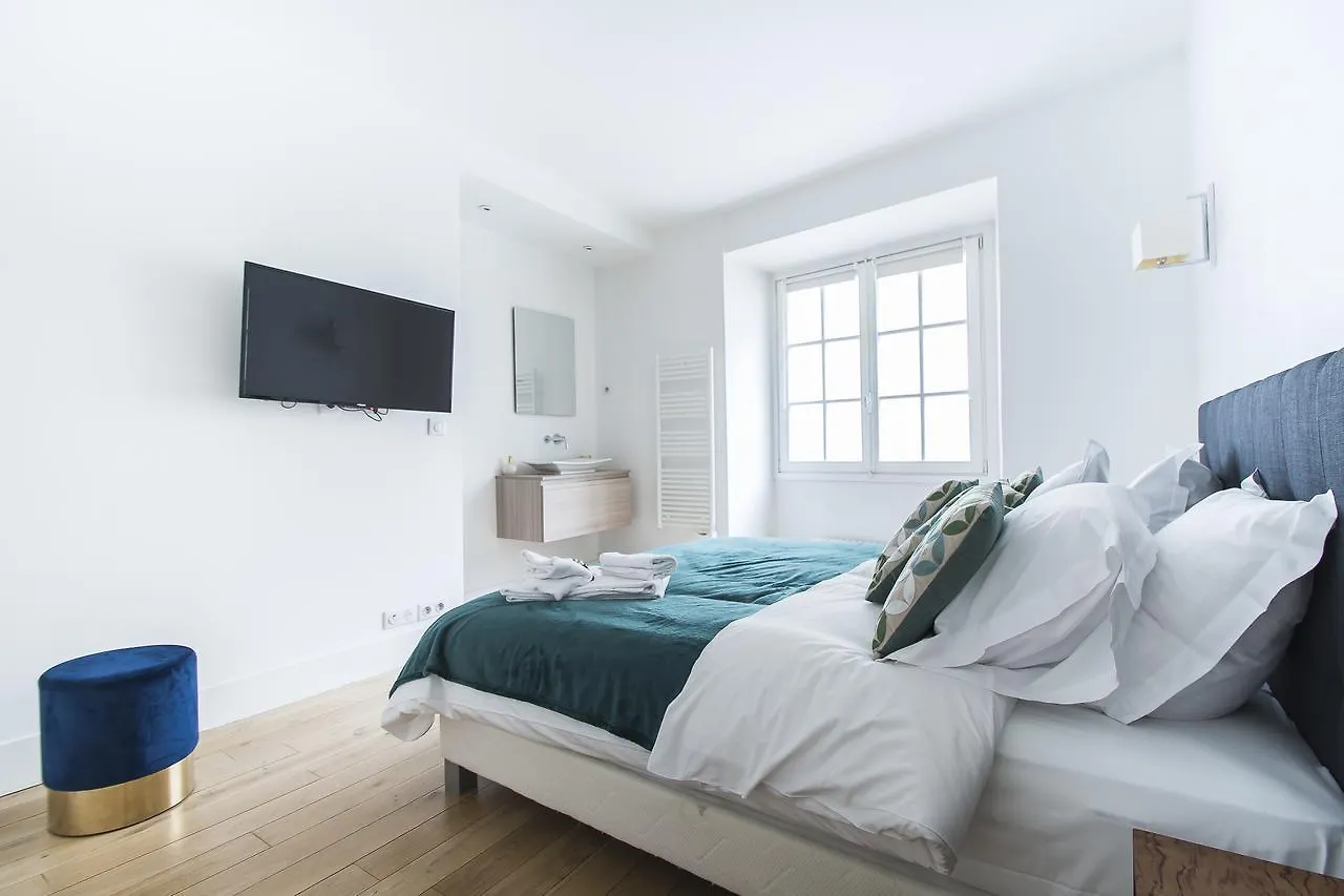 Dreamyflat - Louvre Museum Apartment Paris France